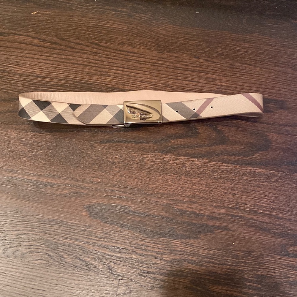 WOMEN’S BURBERRY BELT